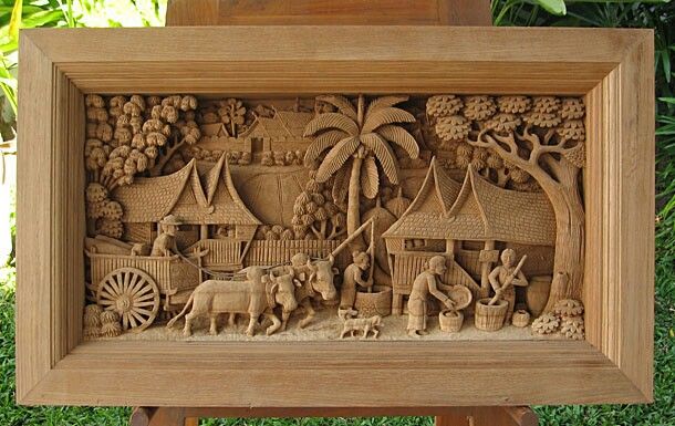 Wall Relief Ukiran Jati Detail Pahat Kanan