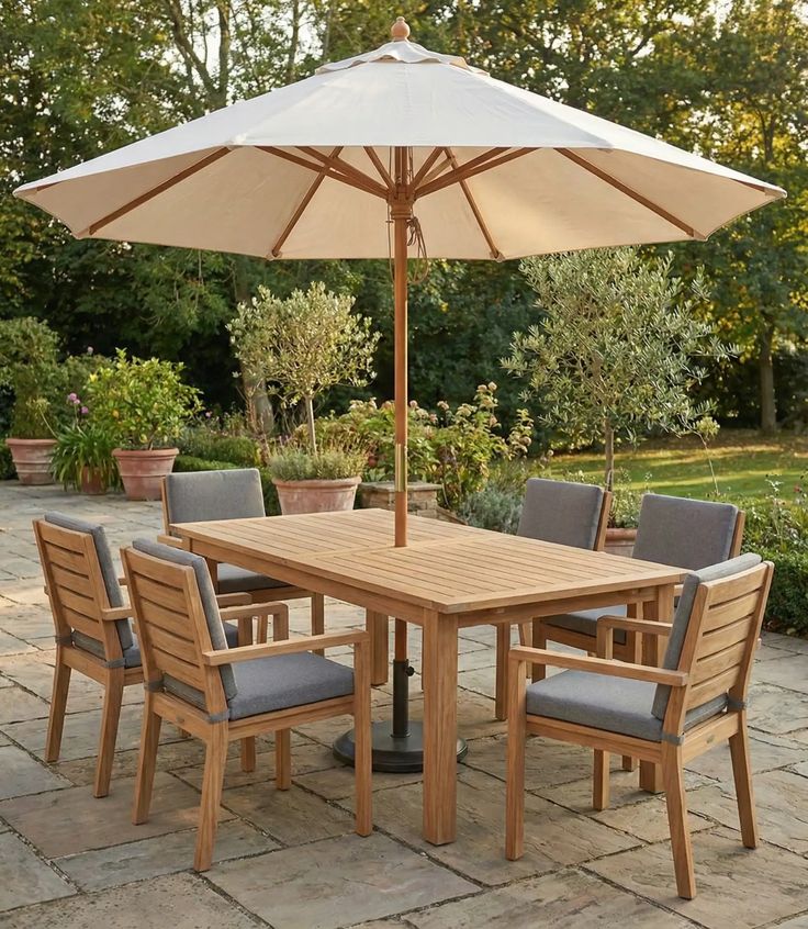 Set Meja Makan Outdoor