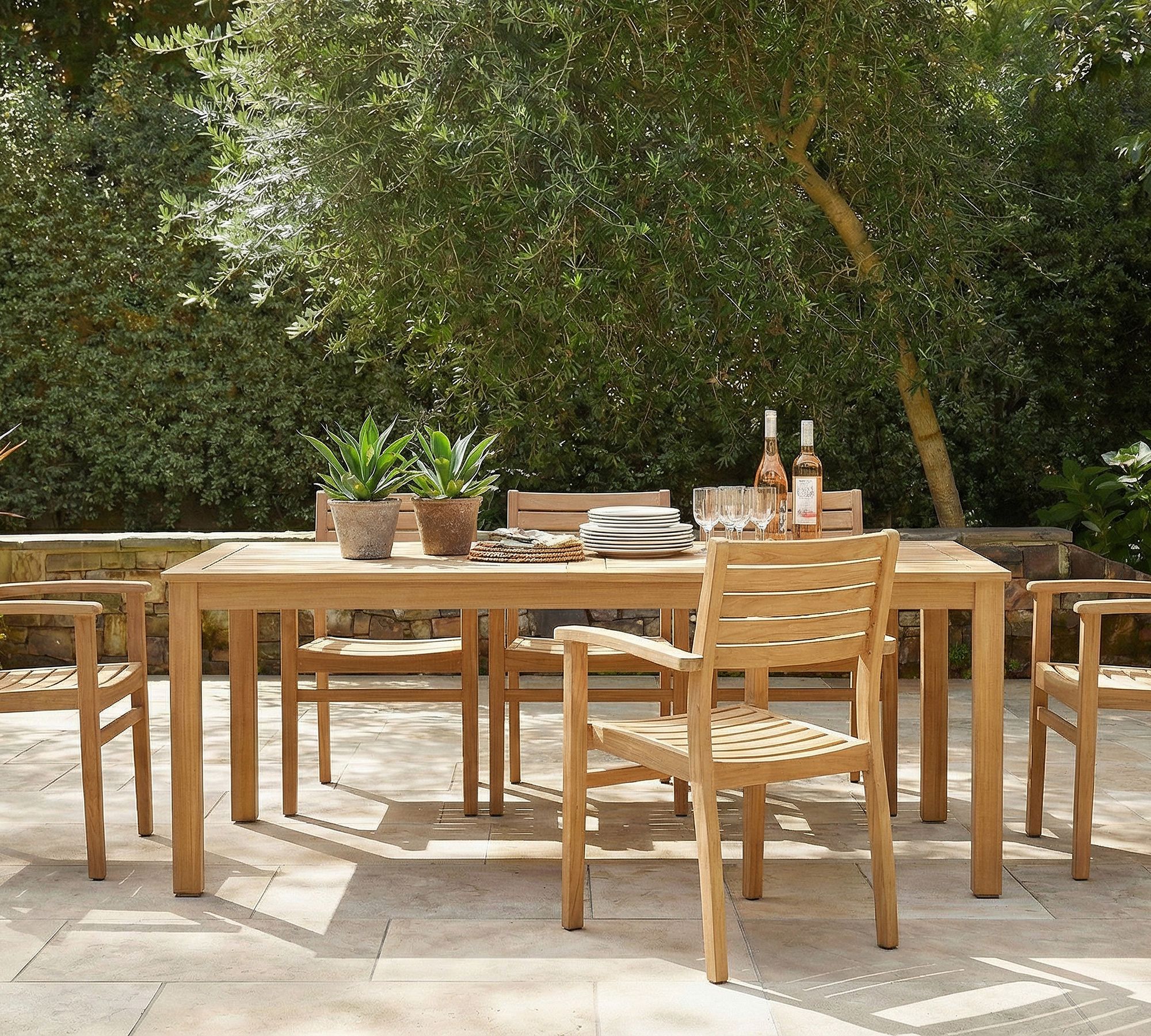 Nganjun Rectangular Teak Table