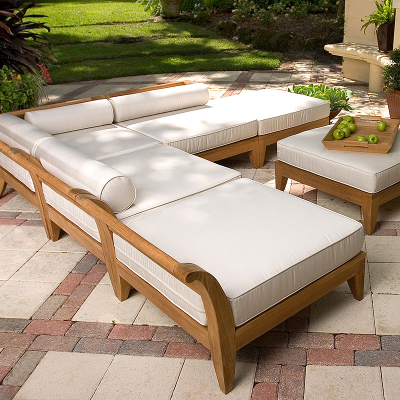 Lemuria Luxury Outdoor Teak Daybed Set