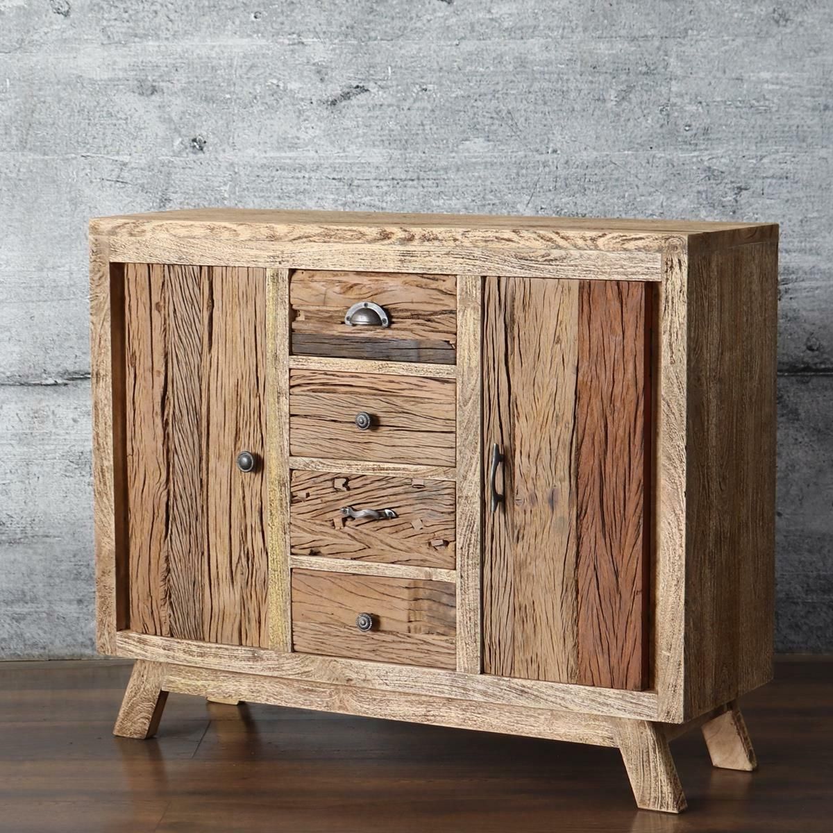 Holis Cabinet
